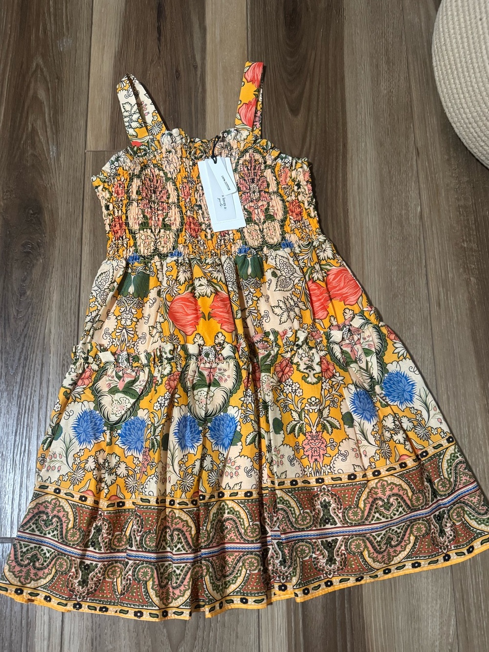 'a loves a Vintage Floral Sleeveless
Smocked little girls dress